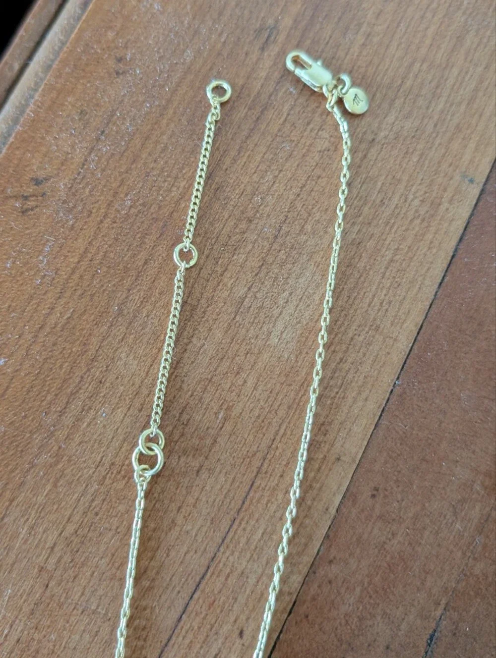 Madewell Gold Hammered Circle Pendant Necklace Women's Stamped Adjustable - Picture 5 of 8